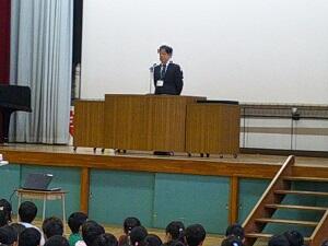 学校朝会の写真